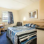 Road Lodge N1 City