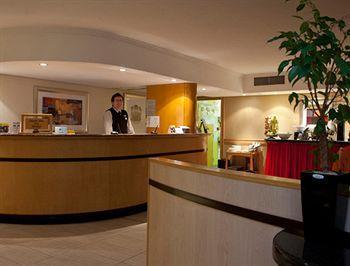 Hotel Road N1 Cape Town